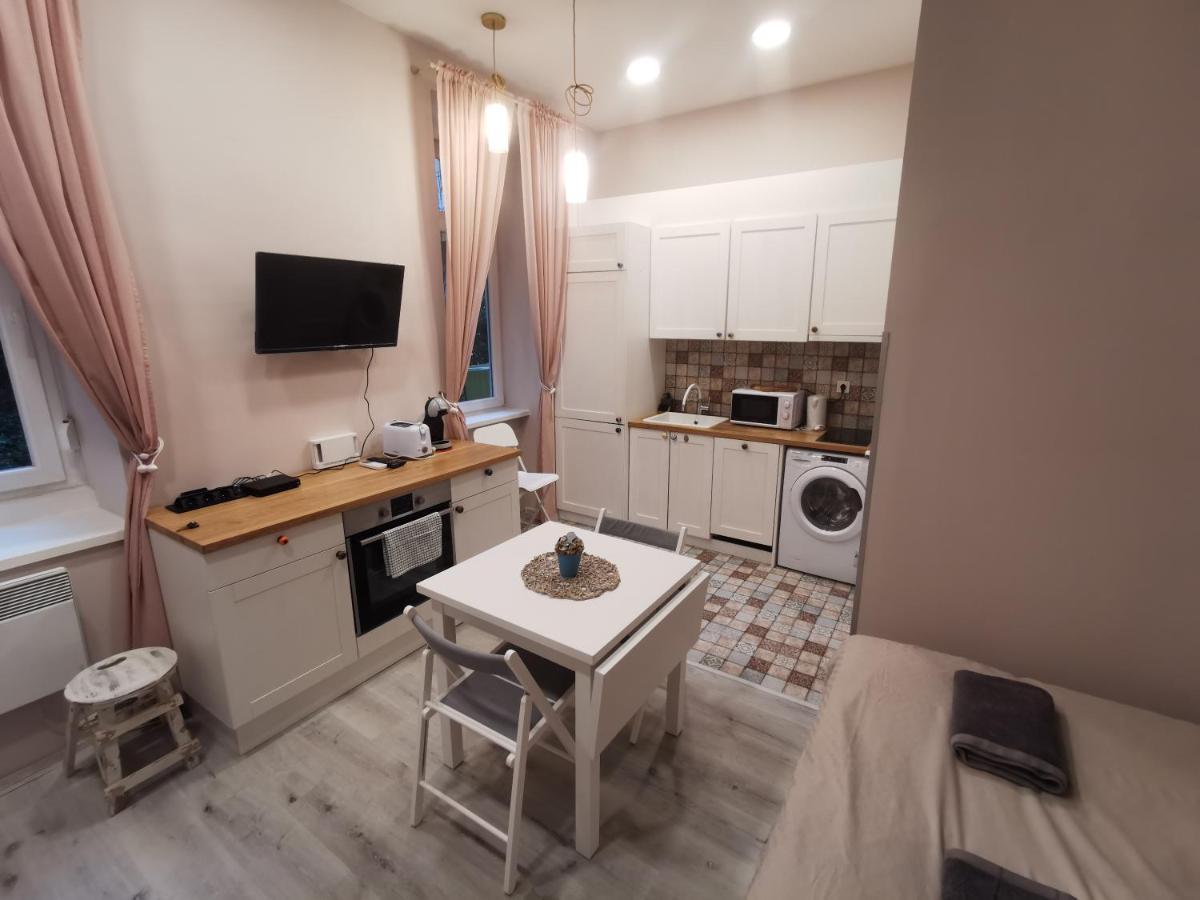 Goldcentral Apartments Akacfa Studios 布达佩斯 外观 照片